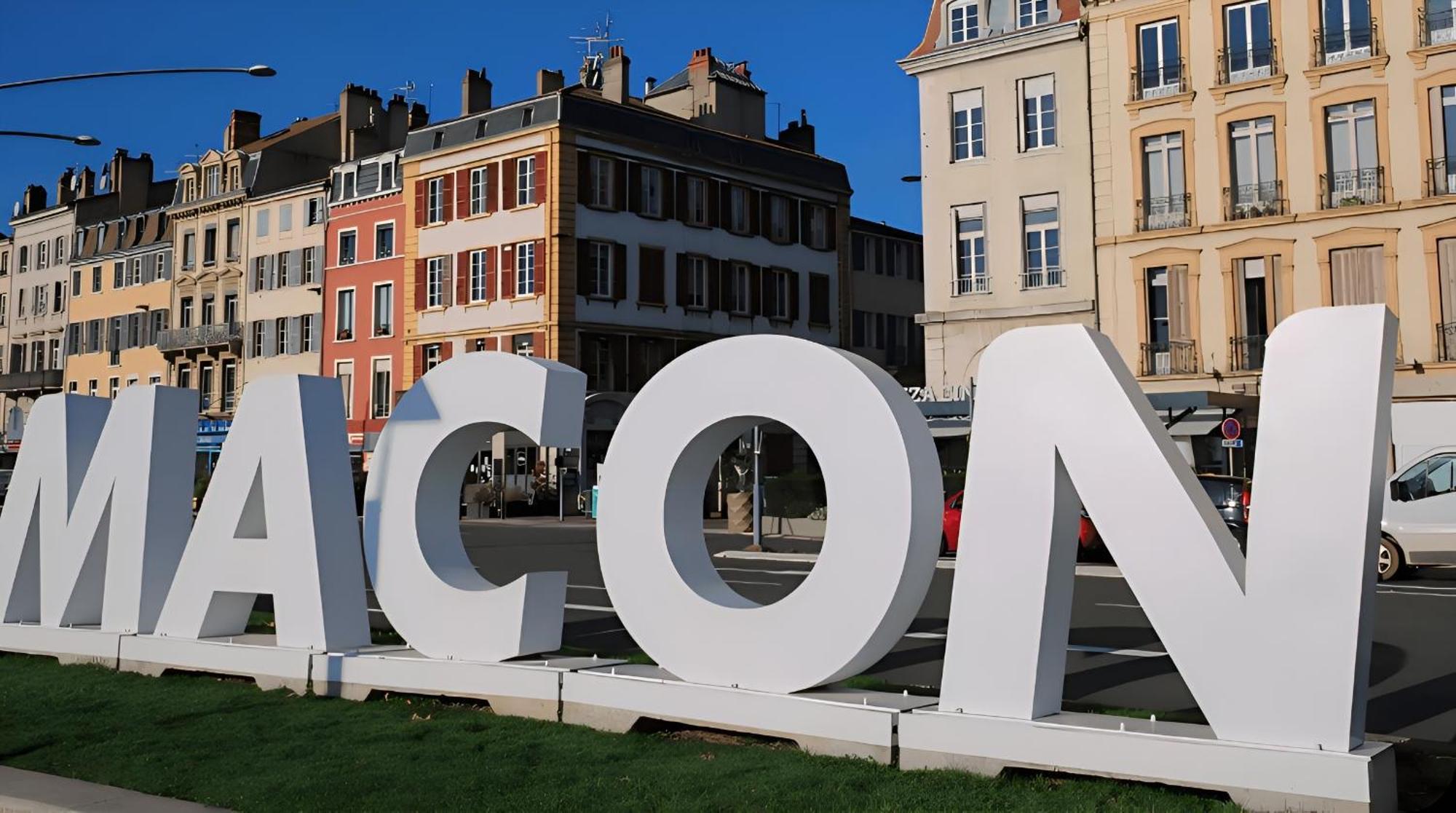 Le Maconnais - Hyper Centre Macon - Parking Gratuit - A 600M De La Gare Apartment Exterior foto